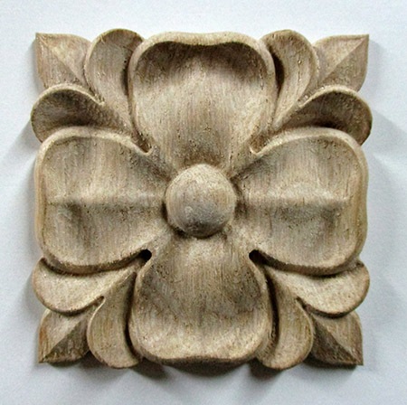 резная розетка из дерева rr006.jpg