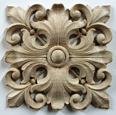 резная розетка из дерева rr0010.jpg
